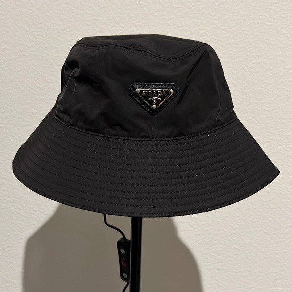 Used Prada Bucket Hat Large 